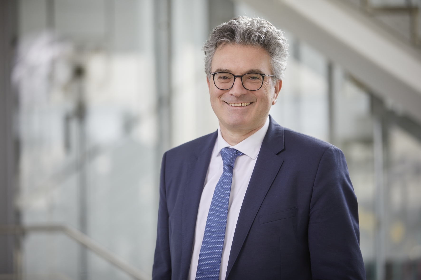 Dr.Dieter Salomon