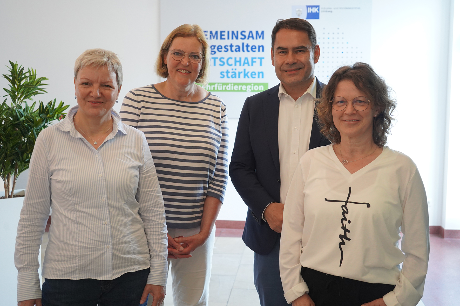Team Standortpolitik und International