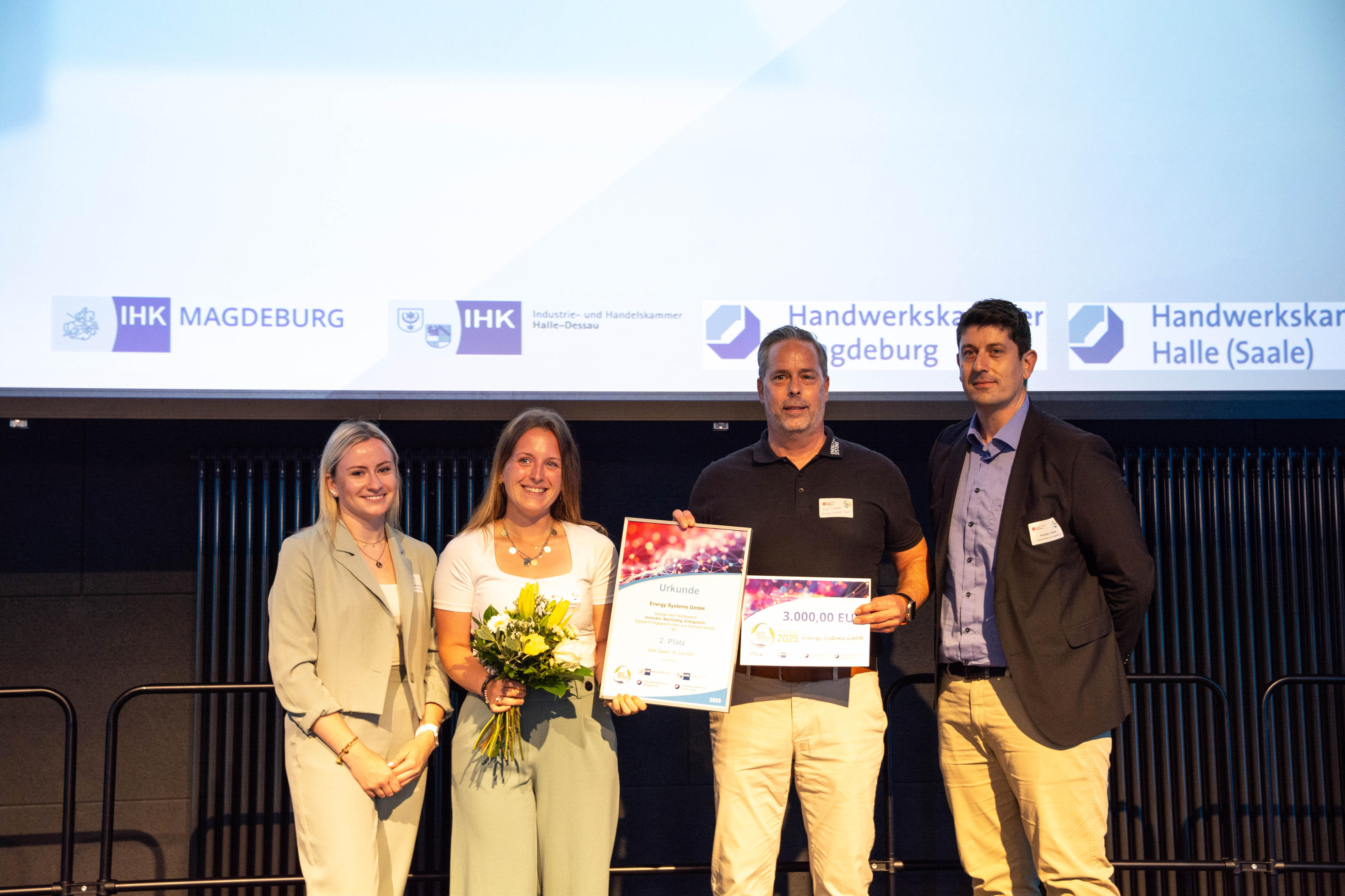 Der zweite Platz wird an die Energy Systems GmbH aus Schönebeck verliehen.