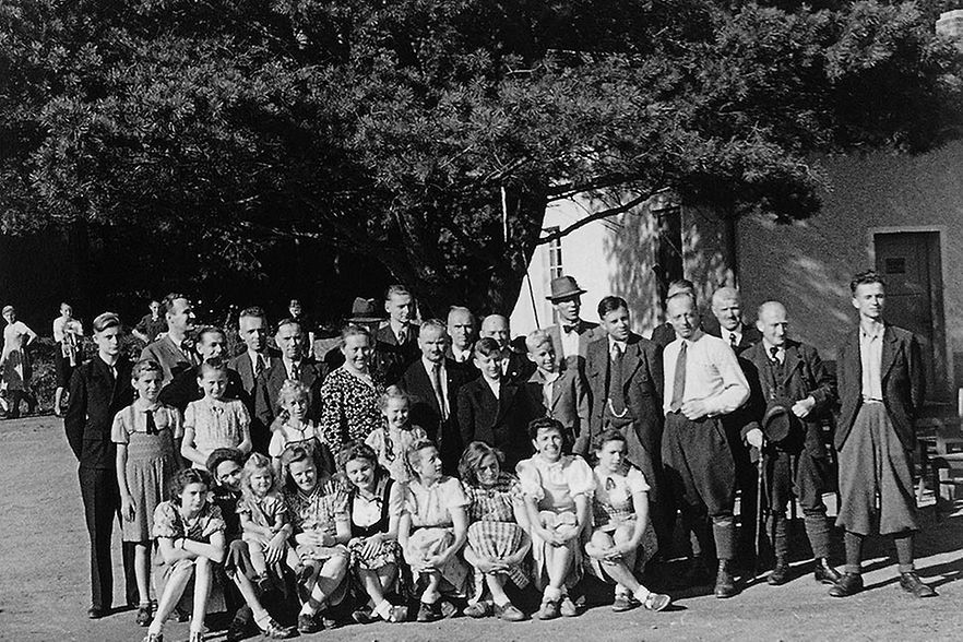 Um 1938: Angeh&ouml;rige der Bergverwaltung der Buderus'schen Eisenwerke bei einem Betriebsausflug zur Grube Friedberg