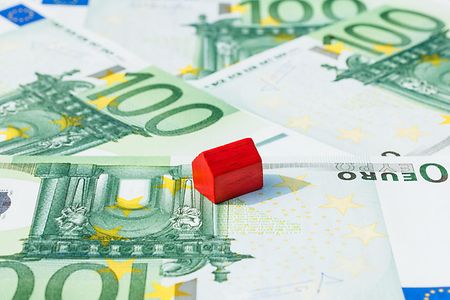 Finanzanlagen | Geldscheine, Haus