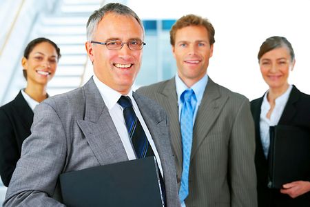 Gesch&auml;ftsmann mit Team