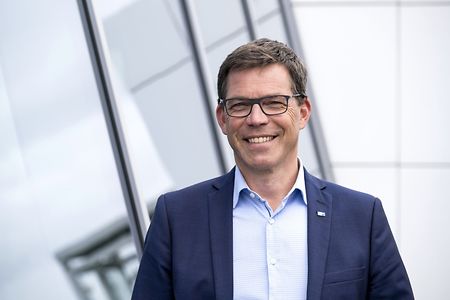 IHK zu Kiel_Herr Hansen_DSF4027_small