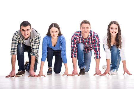 Vier Sch&uuml;ler in Startposition