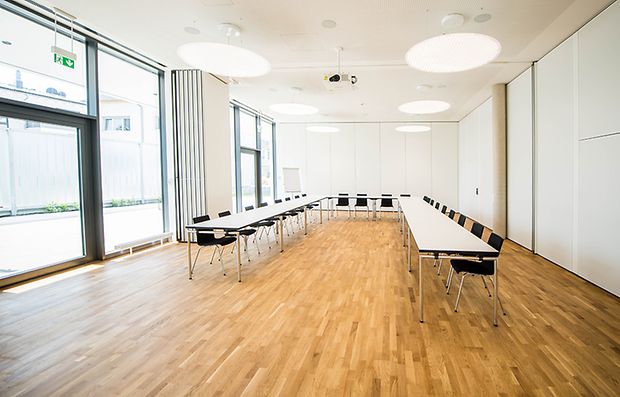 großer Konferenzraum der Bezirkskammer Göppingen