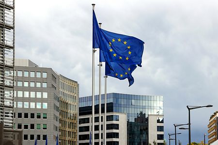 Symbolbild: Europaflaggen im Europaviertel von Br&uuml;ssel
