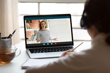 AdobeStock_386159431