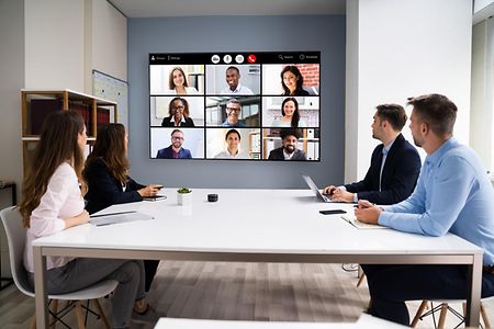 Videokonferenz AdobeStock_377567094