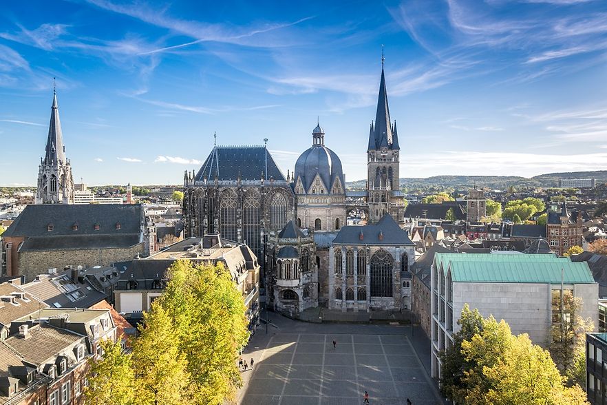 Aachener Dom und Katschhof in der St&auml;dteregion Aachen