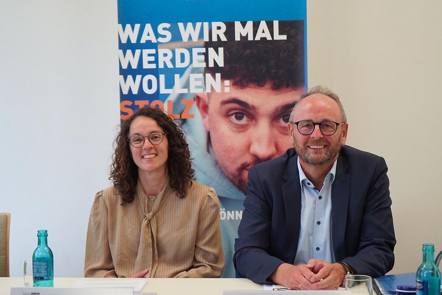 Wissenschaftsministerin diskutiert mit IHK (2)