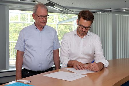 Schl&uuml;ssel&uuml;bergabe Ludwigsplatz