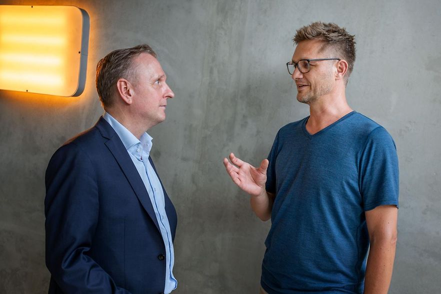 Thorsten-Falger-links-und-Henning-Emmrich-von-Frontastic