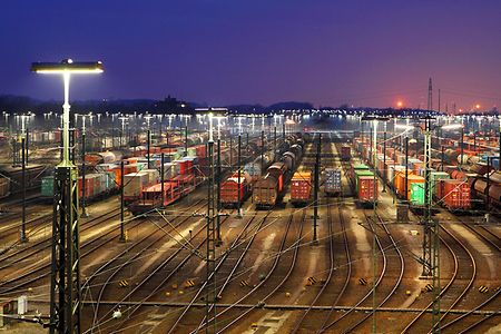 Rangierbahnhof am Abend