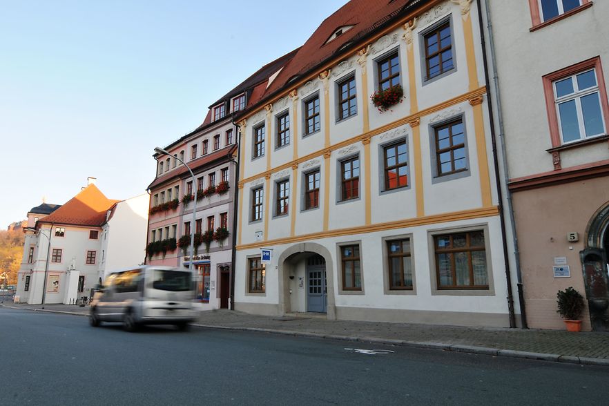 Geb&auml;udezeile in Wei&szlig;enfels