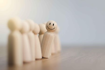 Bild Holzfiguren_shutterstock