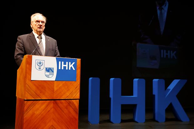 Dr. Reiner Haseloff, Ministerpräsident des Landes Sachsen-Anhalt bei seiner Rede