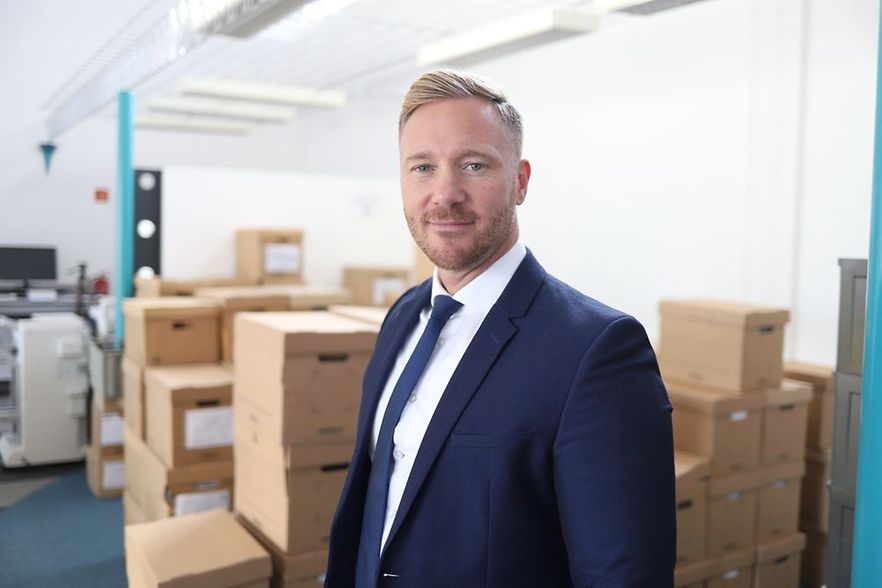 Marcus Wittmer am Produktions-Standort in L&ouml;schenrod