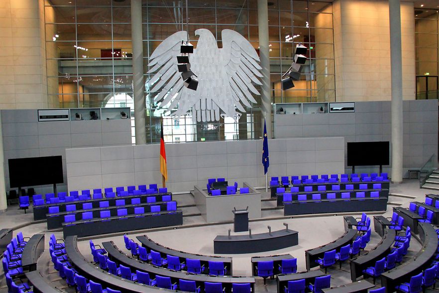 Blick in den Plenarsaal des Deutschen Bundestages