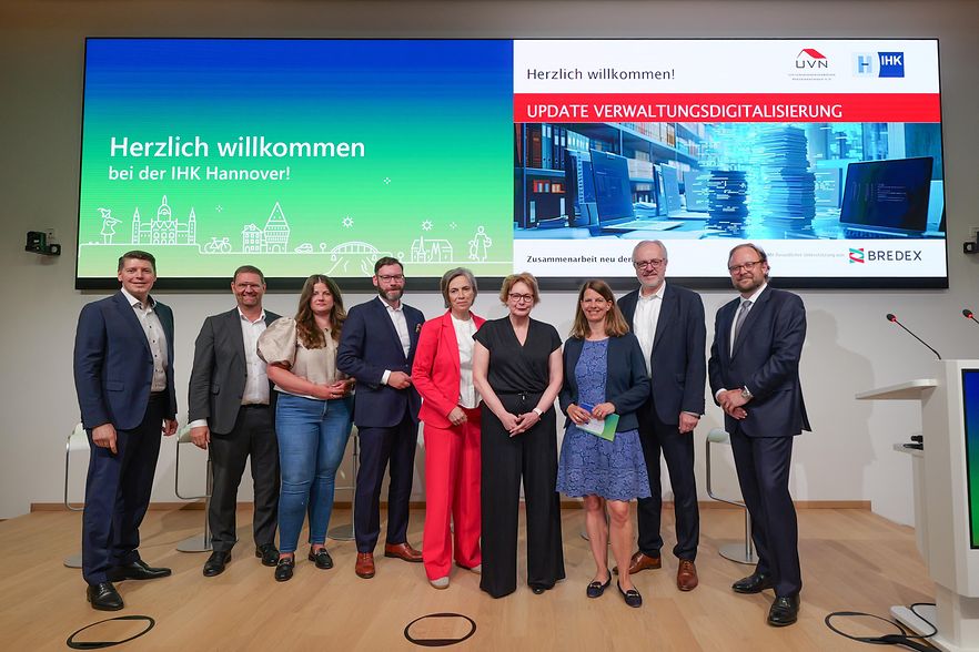 Referierende der Veranstaltung Verwaltungsdigitalisierung bei der IHK Hannover