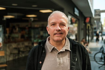 J&uuml;rgen Walleneit, Besitzer des Caf&eacute; Sono in der K&ouml;lner Innenstadt