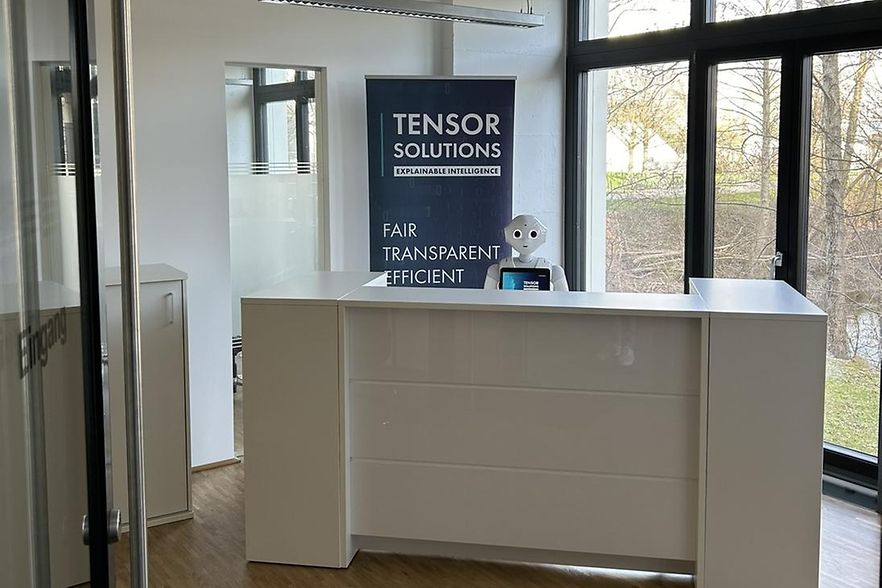untern_ul_tensorsolutions