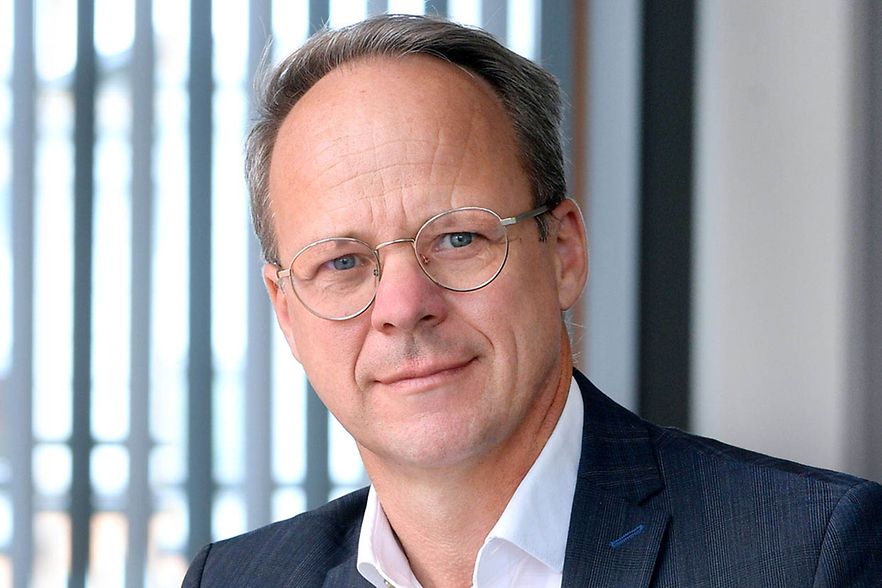 Hendrik_Hofmann_MBG_Inet_nurOwi