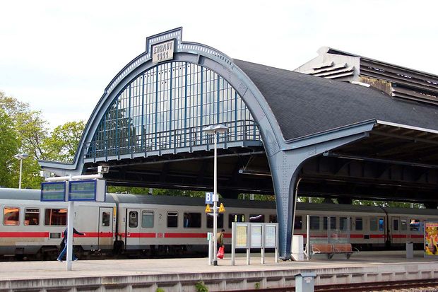Gera_Hbf_aquatarkus_shutterstock_Inet_nurRedaktion