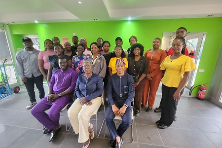 Gruppenfoto mit nigerianischen Azubis