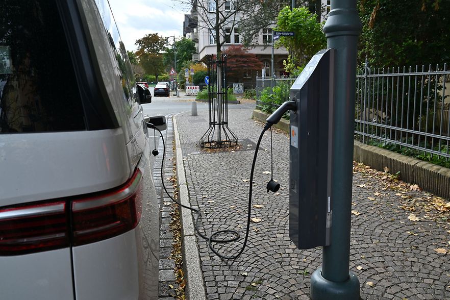Jena_Ladesaeule_Inet_nurOwi