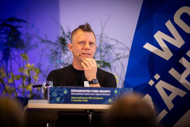 Linus Neumann beim IHK-Jahresempfang