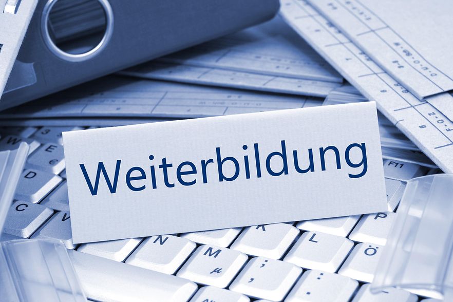 Foto mit der Aufschrift Weiterbildung