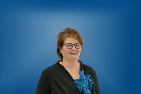 Dorothee Junck f&uuml;hrt den Buchladen Neusser Stra&szlig;e in Nippes. 