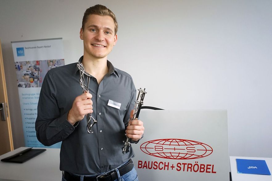 VDI-Preis 2026 der Bezirksgruppe Ansbach bei Bausch + Str&ouml;bel in Ilshofen an Preistr&auml;ger Luca Stephan &uuml;bergeben