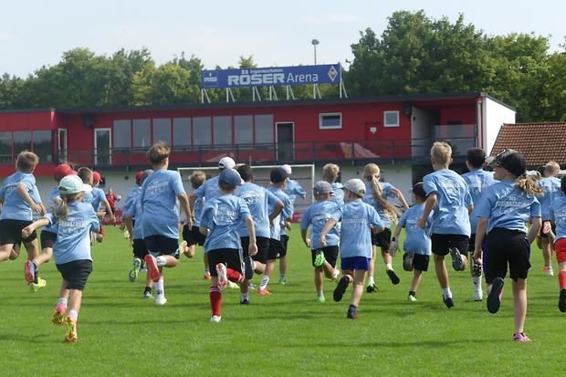 RUD-Cares_2025_M&auml;dchenfussball