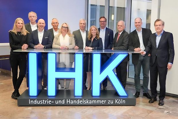 Pr&auml;sidium mit Harald Goost